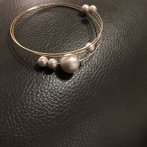 Pearl coil bracelet
